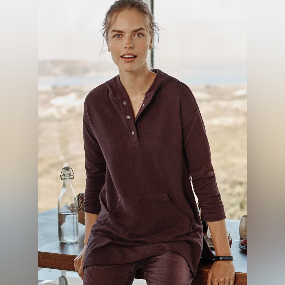 J.Jill Fit 1/4 Snap Hoodie Tunic in Dark Fig